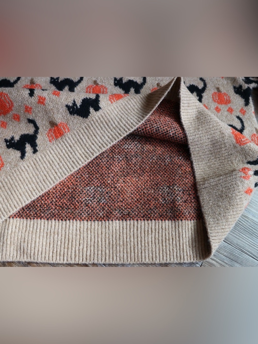 Spooky Tan Black Cat Orange Pumpkin Halloween Sweater Soft Knit Slouchy XL - Picture 8 of 16